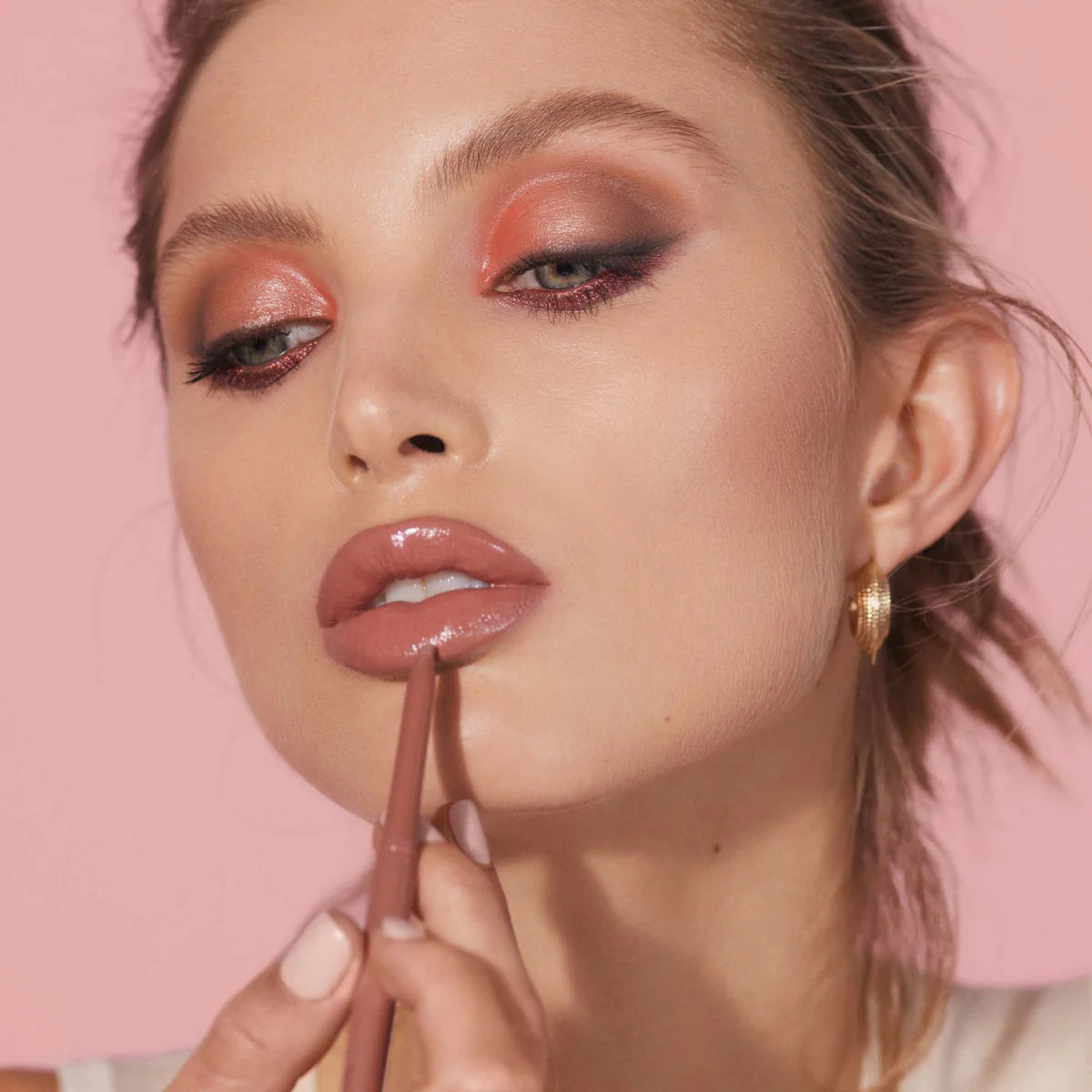 TAKING SHAPE LIP LINER